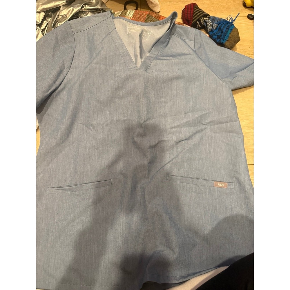 FIGS scrub top size large